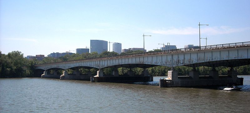 Datei:Roosevelt Bridge.jpg